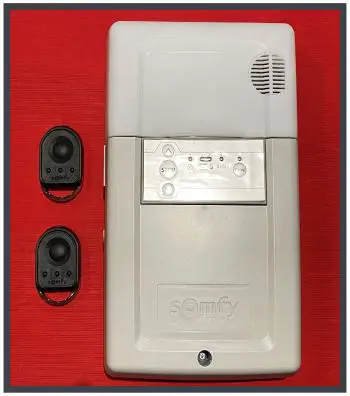 somfy RD20X2SOMa Remote Control Roller Door-FIG1