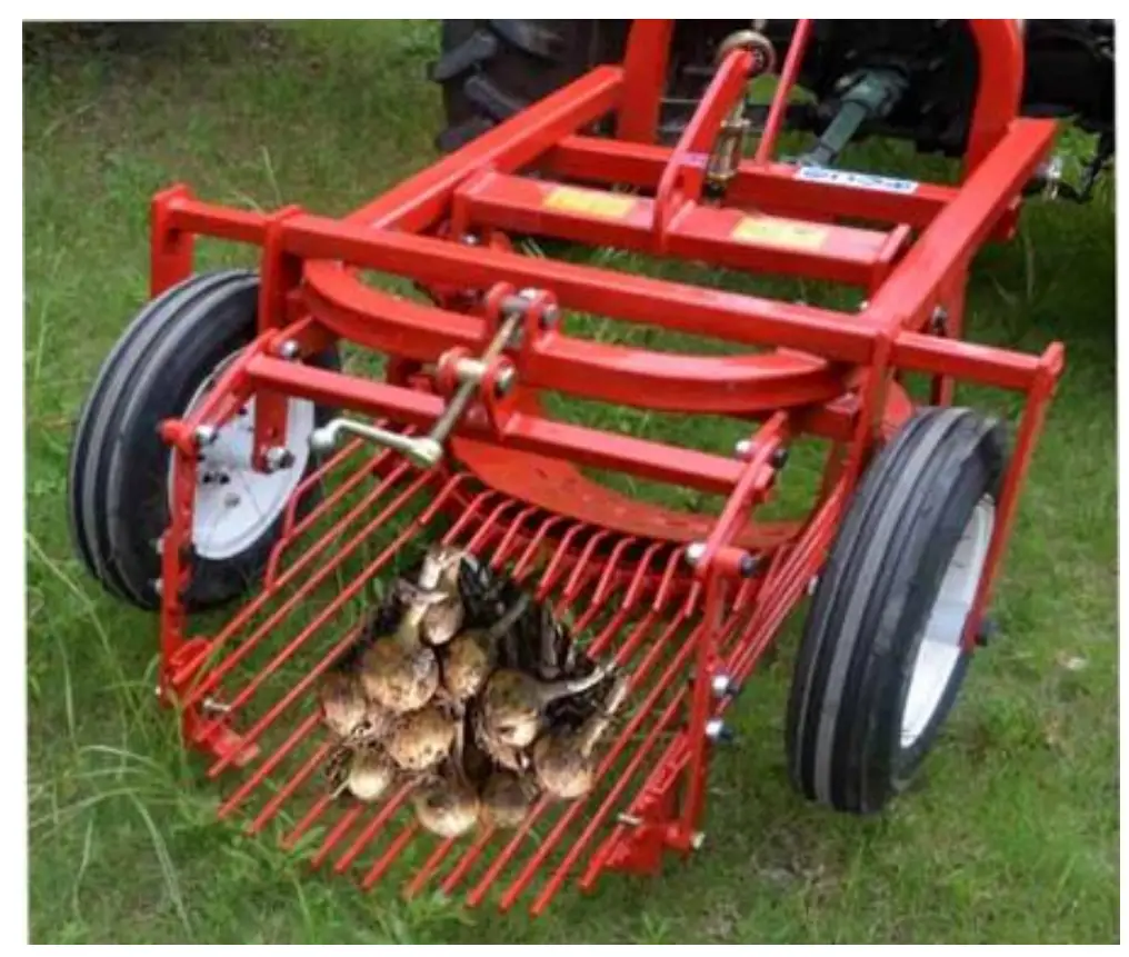 LEFA AP-90 Potato Harvester