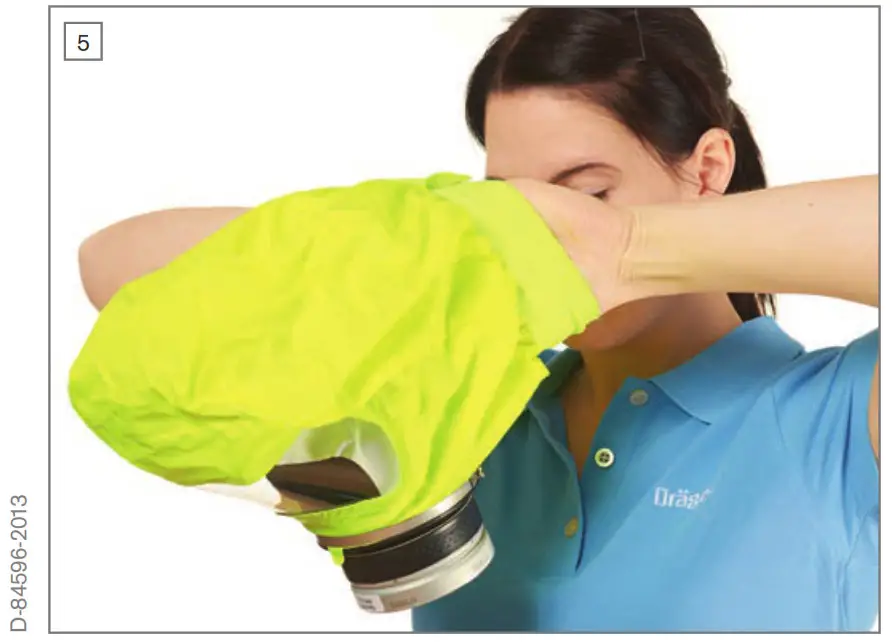 Dr ger Donning Poster Parat Soft Pack - hood over 1