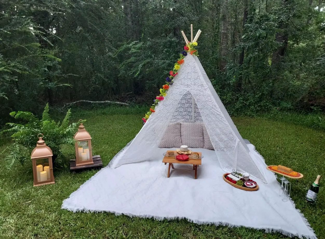 Tiny Land Tp0005 Teepee Tent Instruction Manual Tiny Land Tp0005 Teepee Tent Instruction Manual