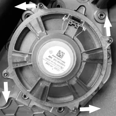 ETON-UG-MB-SF2-1-Mercedes-Benz-Sprinter-2-WayFront-System-Incl.-Center-Loudspeaker-FIG-12