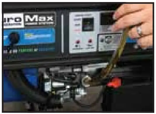DuroMax XP5500DX Dual Fuel Gas Propane Portable Generator - figure 25