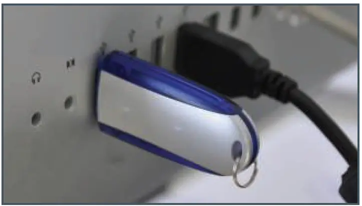 MAXVIEW-MXL017-Target-Roof-Mount-Fully-Automatic-Satellite-System- (2)