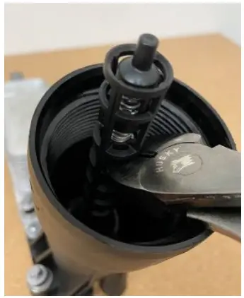 BAXTER PERFORMANCE MS-101-BK Spin-On Oil Filter Adapter Cartridge - bypass valve