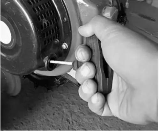 KisanKraft-KK-MCH-01D-Maize-Harvester-fig- (8)