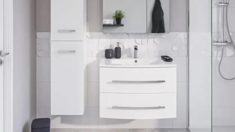 Sensea 47 S 110 2t 1p 2t-1p W.110 X H.53.7 X D.47.5 Vanity Unit Instruction Manual