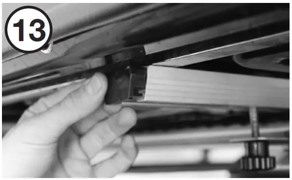 KIWI camping KC077 037 Tuatara SSE Rooftop Tent - Installation 9