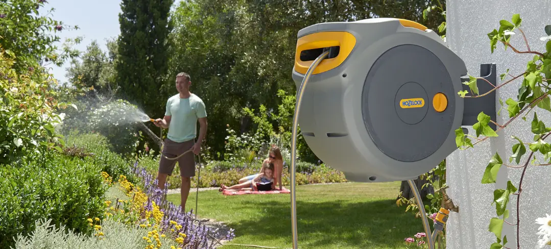 Hozelock 2401 Autoreel Wall Mounted Hose Reel Instructions Hozelock 2401 Autoreel Wall Mounted Hose Reel Instructions