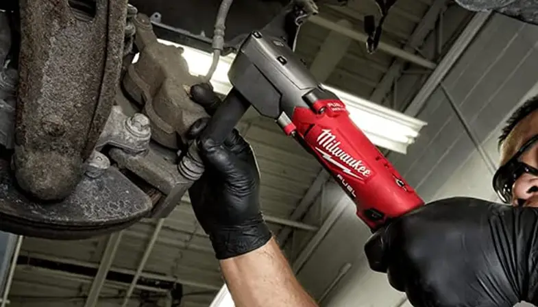 Milwaukee M12 Fraiwf38 Cordless Impact Screwdriver Instruction Manual