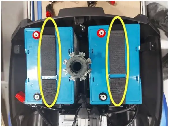 Disassembling old batteries
