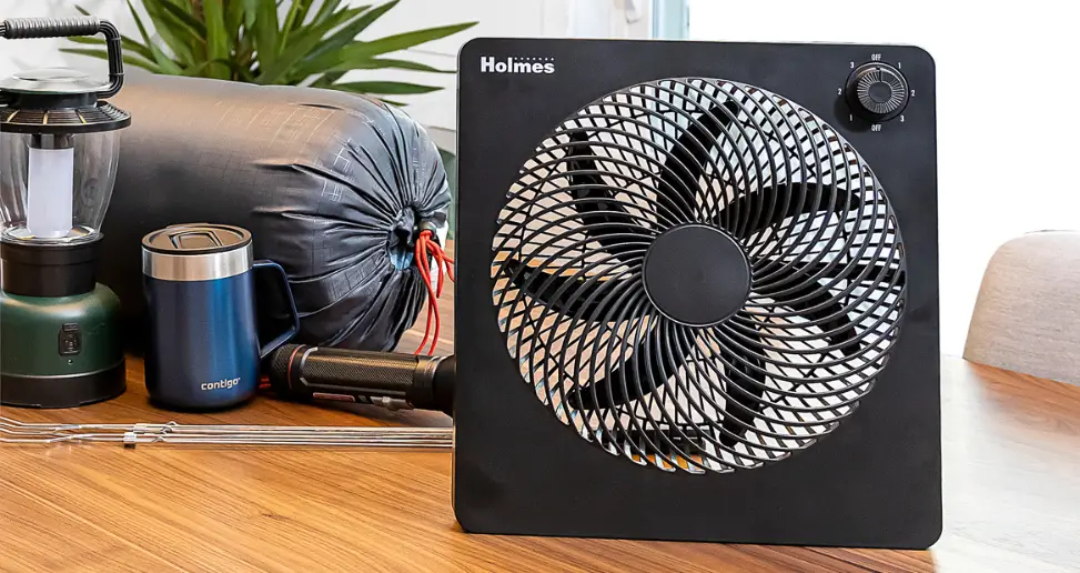 Holmes 32510015 10 3 Speed Rechargeable Battery Portable Fan Black Instruction Manual