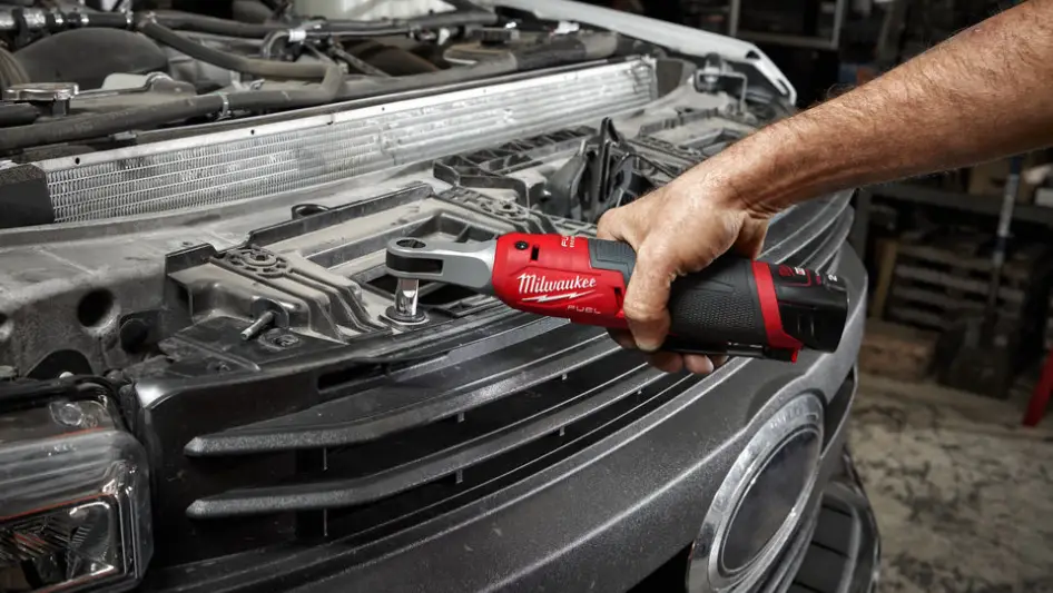 Milwaukee M12 Fhir14 Cordless Industrial Screwdriver Instruction Manual