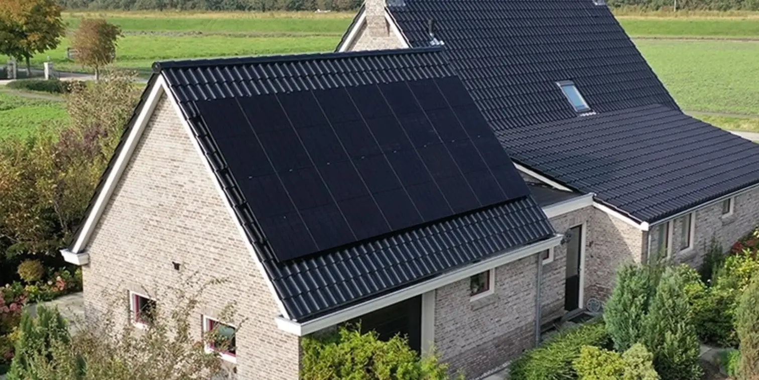 Rec Alpha Pure Series Solar Panels Instruction Manual