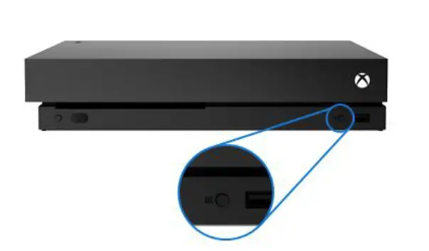 Microsoft-WL3-00018-Xbox-Wireless-Controller-fig-3