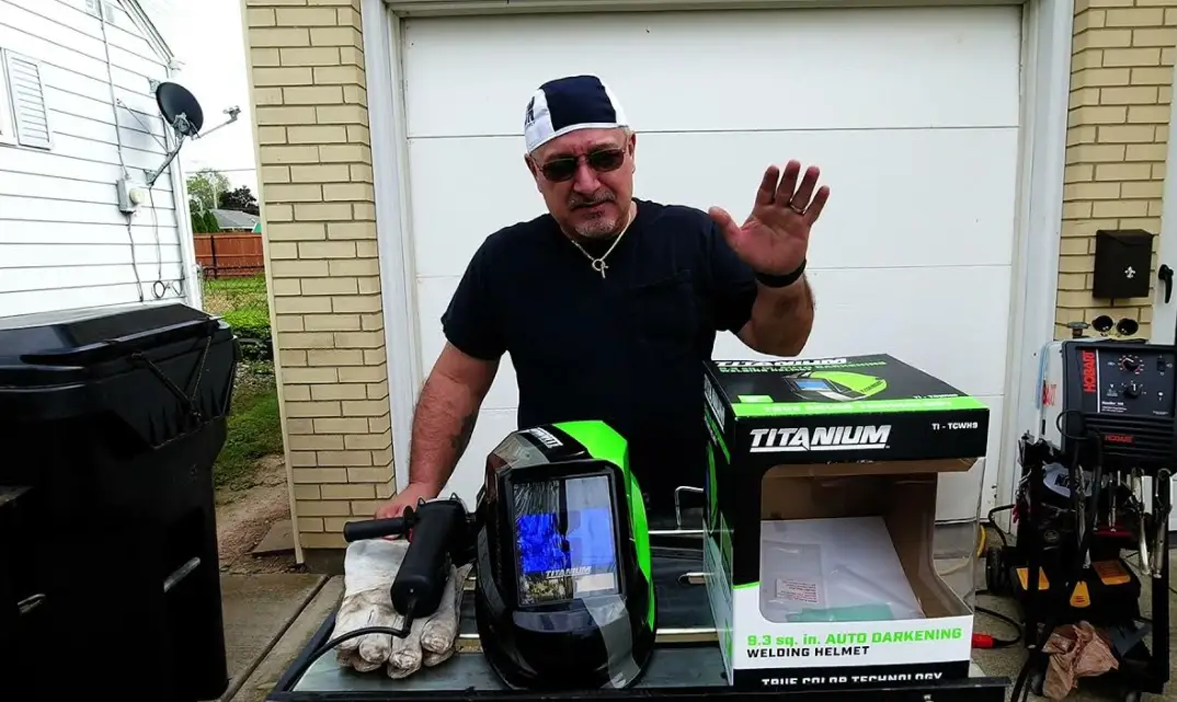 Titanium Ti-tcwh7 Auto-darkening Welding Helmet User Manual