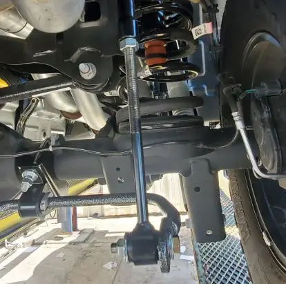 Hellwig-7794-Rear-Stabilizer-Bar-FIG-9