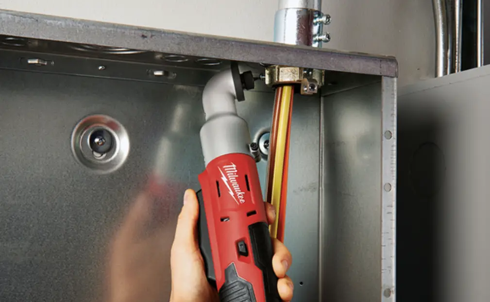 Milwaukee M18 Braiw Cordless Impact Screwdriver Instruction Manual