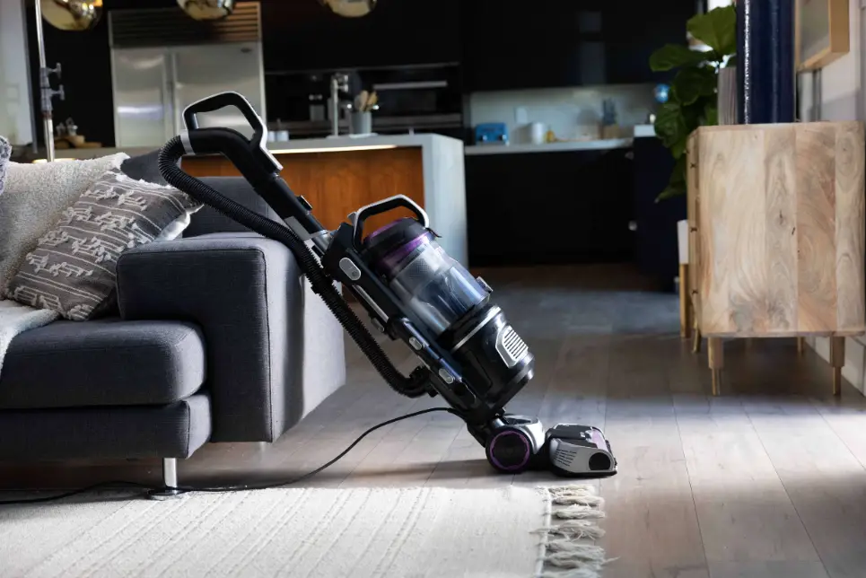Eureka Neu180 Series Upright Floorrover Bagless Pet Vacuum Cleaner Owner's Manual Eureka Neu180 Series Upright Floorrover Bagless Pet Vacuum Cleaner Owner's Manual