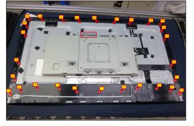 DELL-U4323QE-UltraSharp-43-Inch-4K-USB-C-Hub-Monitor-fig-13