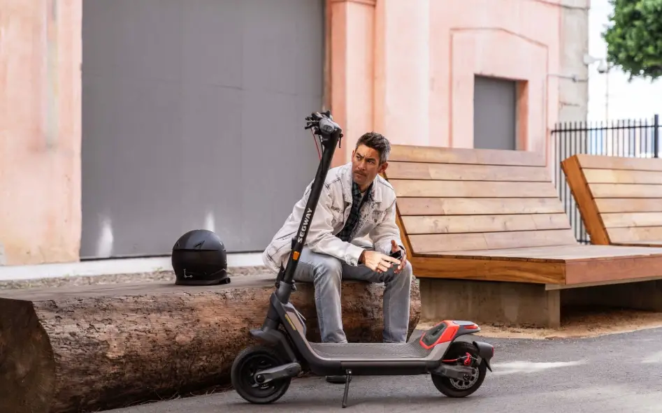 Segway P100se Electric Scooter User Manual Segway P100se Electric Scooter User Manual