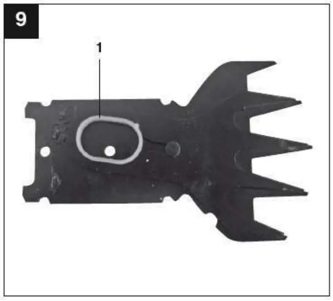 Changing the blades Important. Risk of injury!