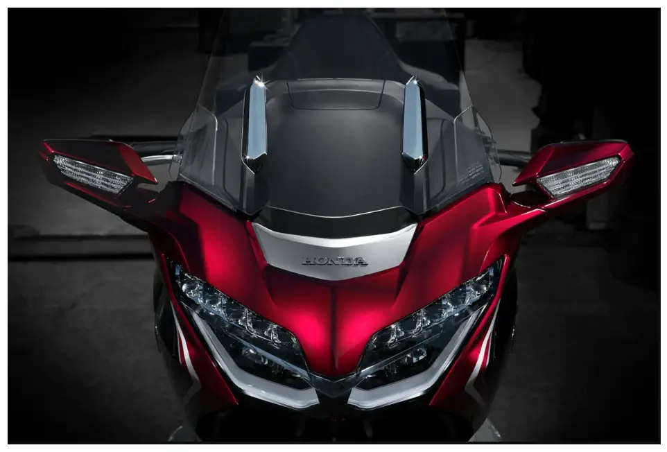 TWINART Windshield Strut Cover 310