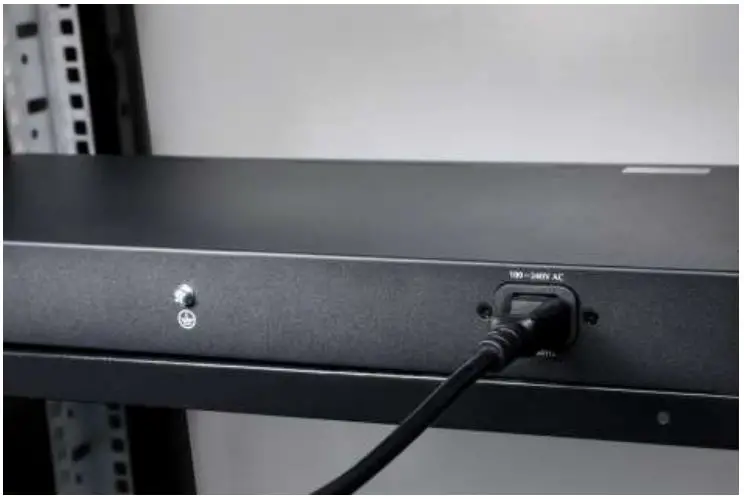 QSFPTEK-S5300-24P4TS-Gigabit-Ethernet-L2-PoE+-Switch-fig 6