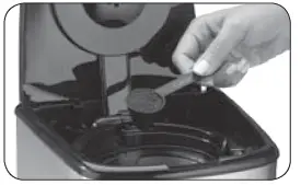 Cuisinart-DCC-3200-Programmable-Coffee-Maker-5