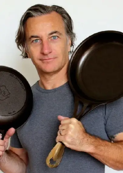 SOLIDTEKNICS-Seamless-Iron-Frying-Pan-2