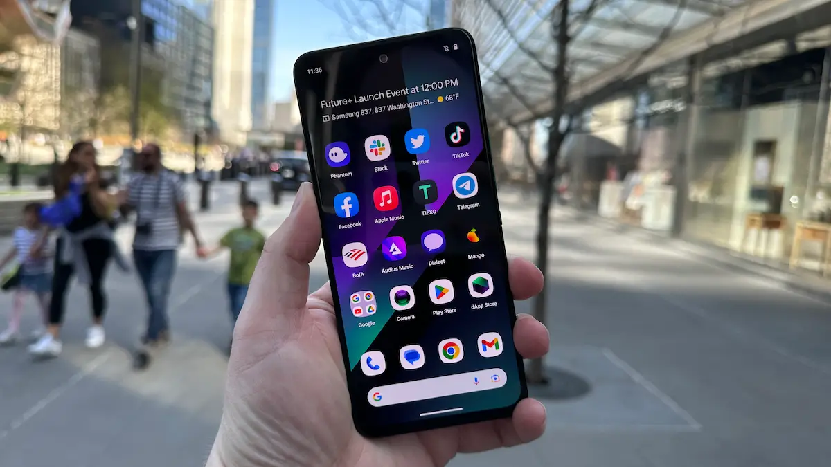 Solana Saga Smartphone User Guide Solana Saga Smartphone User Guide