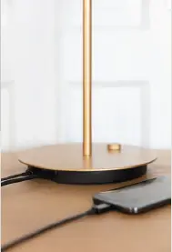 UMAGE-EOS-UP-Mini-Wall-Light-fig- (13)