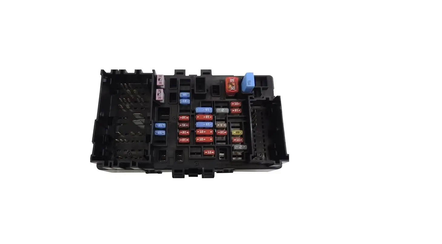 Haval H2 Passenger Compartment Fuse Panel User Manual Haval H2 Passenger Compartment Fuse Panel User Manual