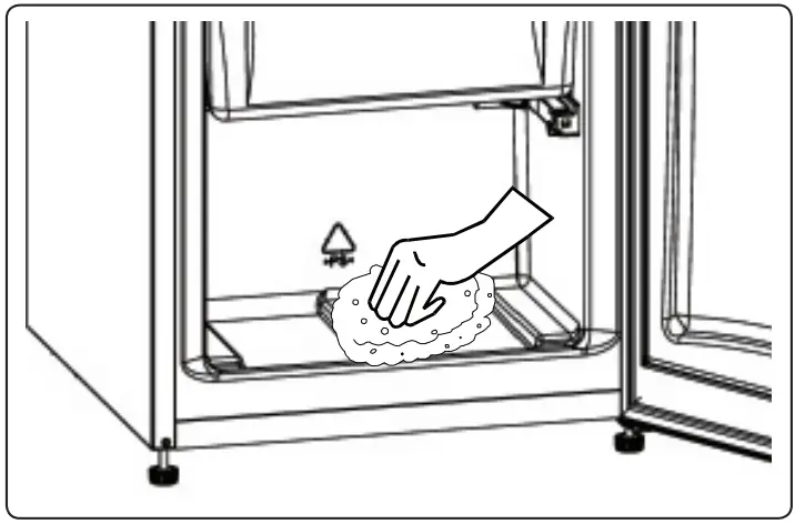 DAEWOO FTL213FWT0RS Fridge Freezer - sharp scrapers