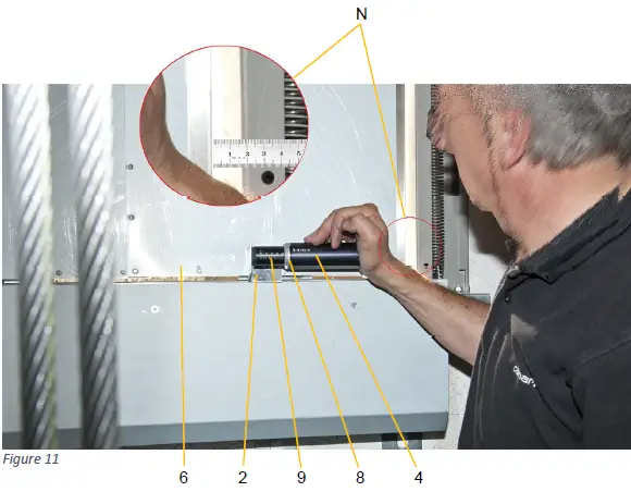Schweizer-Messkeule-Swiss-Door-Force-Measuring-Tool-FIG-10