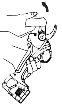 GARLAND-CEPA-130-SBW-Battery-Pruning-Shears-9