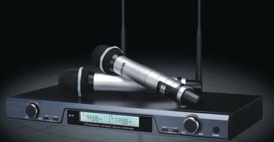 Takstar X5 Intelligent Induction Wireless Microphone User Manual Takstar X5 Intelligent Induction Wireless Microphone User Manual