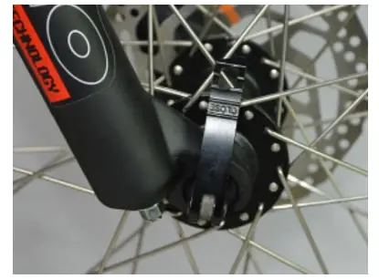 Assemble the front wheels