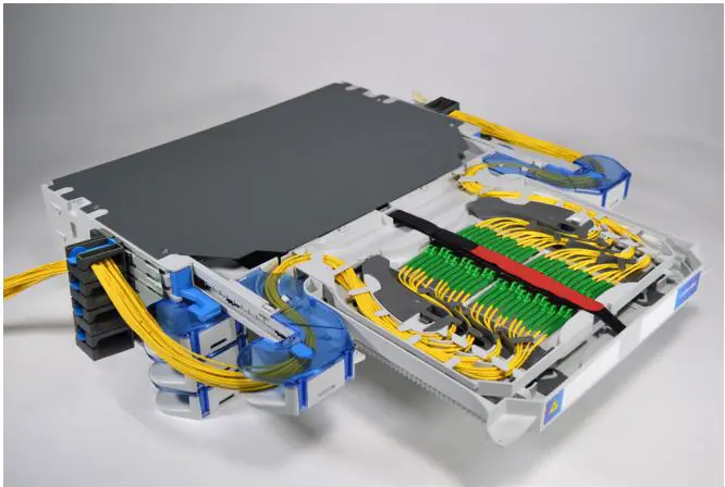 COMMSCO-PE-FACT-NG4-Chassis-for-Modules-and-Adapter-Packs-fig-2