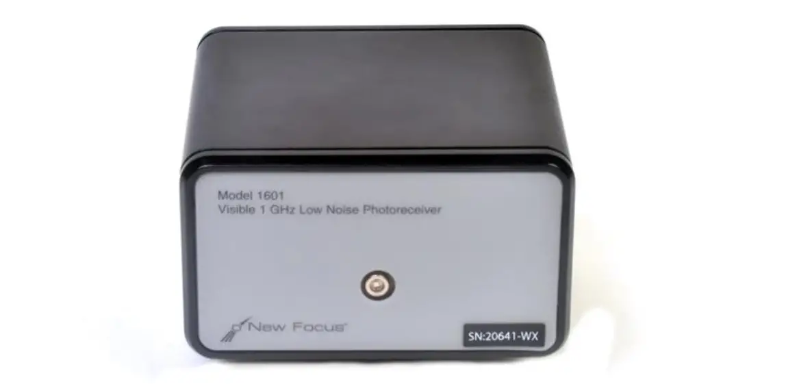 Newport 1601 High-speed Photoreceivers User Manual Newport 1601 High-speed Photoreceivers User Manual