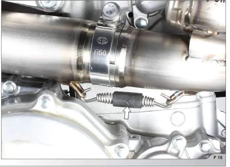 AKRAPOVIC-S-Y4MET15-CIBNTA-Evolution-Line-Full-System-Exhaust-fig- (25)