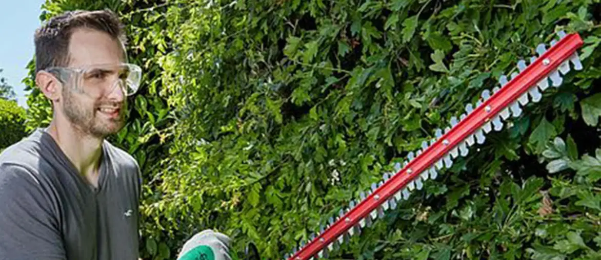 Ruris Dac 4024e Battery Hedge Trimmer Instruction Manual