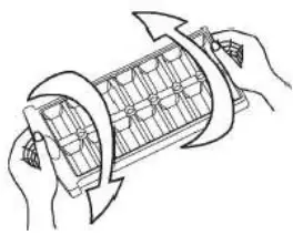 croma CRLR165DCC008901 Direct Cool Refrigerator - Making Ice Cubes