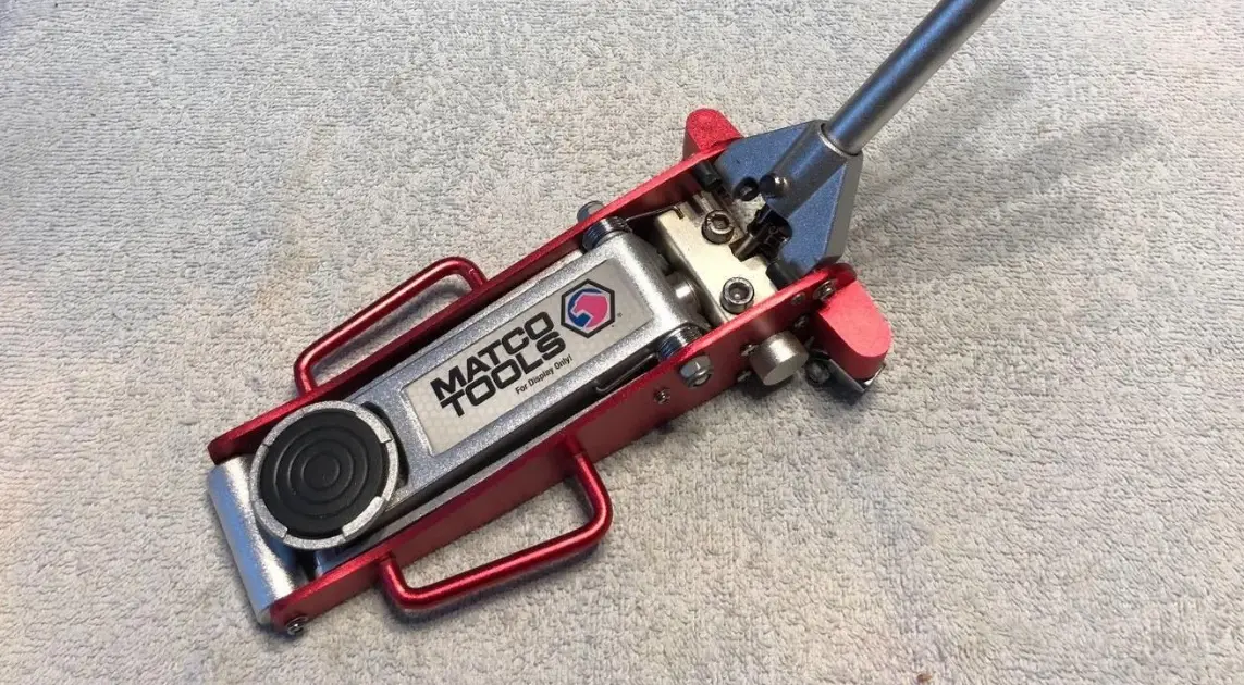 Matco Tools Mhj3t 3 Ton Hybrid Floor Jack Instruction Manual Matco Tools Mhj3t 3 Ton Hybrid Floor Jack Instruction Manual