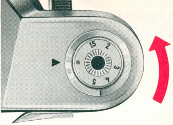 Voigtlander Ultramatic CS Septon Camera - Compensating for a Filter