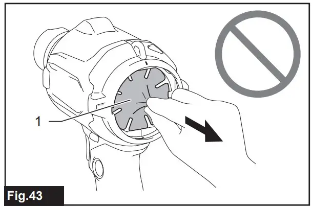 Removing and installing filter