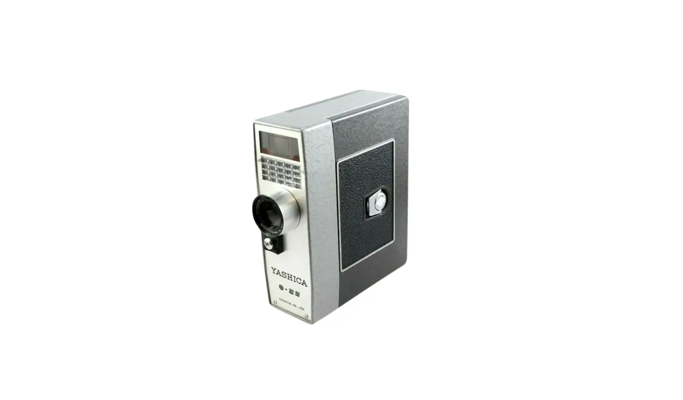 Yashica 8-es 8mm Cine Camera Instructions Yashica 8-es 8mm Cine Camera Instructions