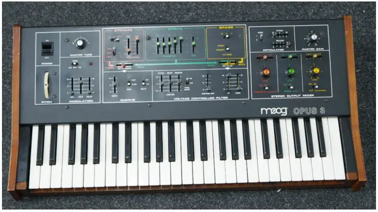 TUBBUTEC-Moog-Opus-3-Electronics-Piano-product