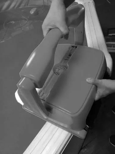 OPSON-WS-HJ2152-Robotic-Pool-Cleaner-1