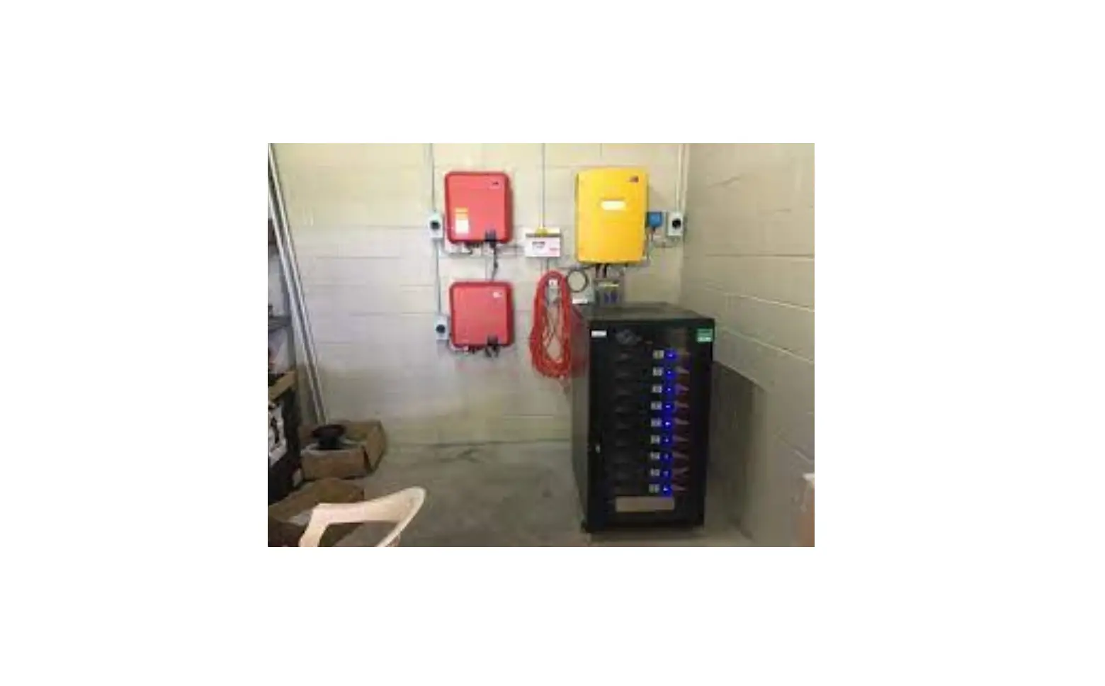 Powerplus Energy Life4833p Local Church Goes Off-grid User Manual