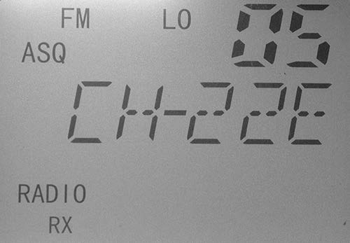 4PNI-Escort-HP-8500 CB-and-MP3-Player-3